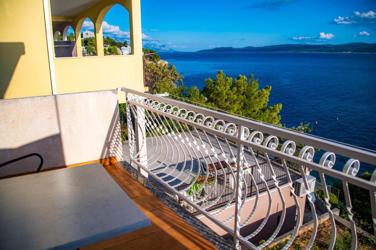 Apartments Lile By The Sea, Celina Zavode Экстерьер фото