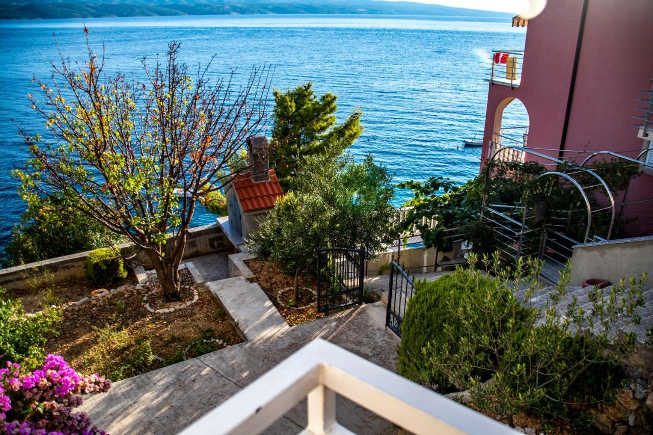 Apartments Lile By The Sea, Celina Zavode Экстерьер фото